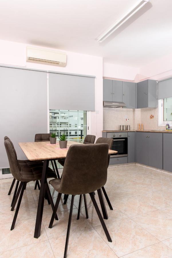 Callisto 3 Bedroom Apartment ลาร์นาคา ภายนอก รูปภาพ